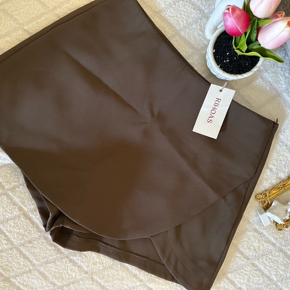Khaki High Waisted Overlap Skort - Picture 9 of 12